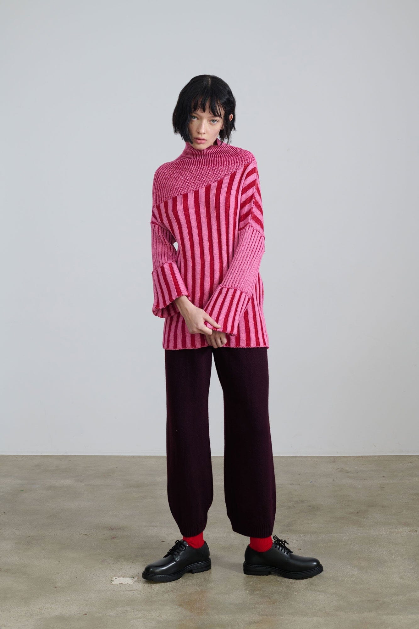 Joe Pants Black Pants and Shorts Carlota Cahis 