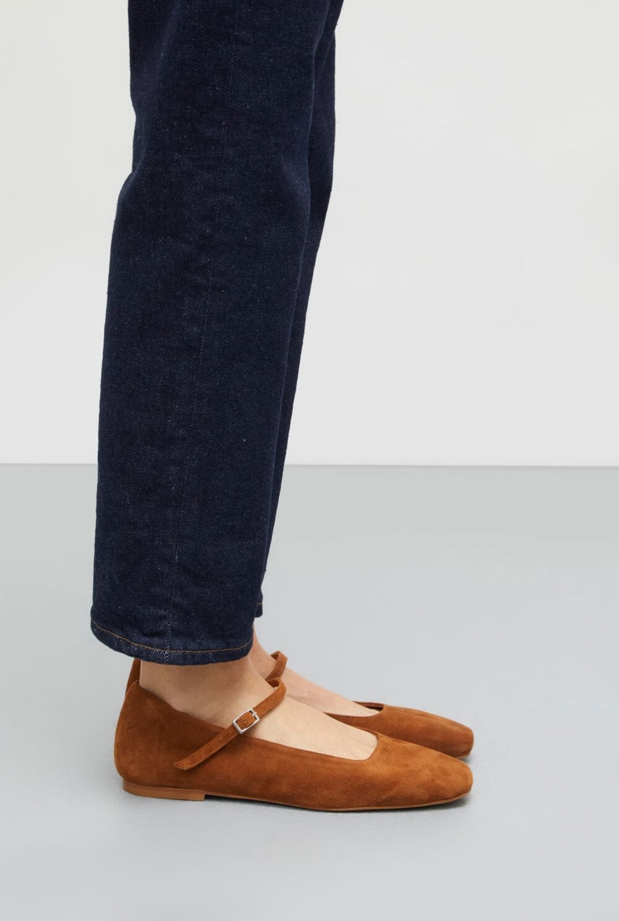 Julieta Mary Janes in Caramel Suede Flat shoes AUGUSTA 