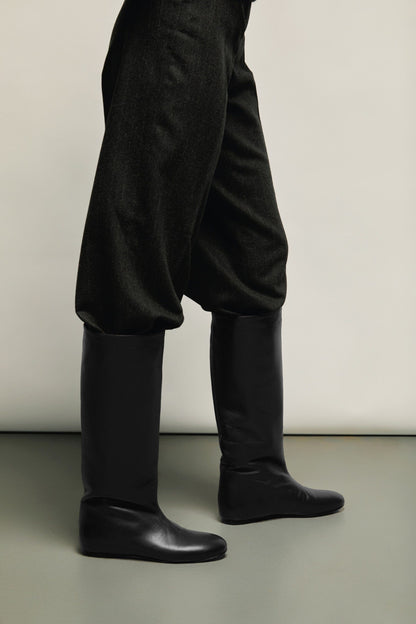 Juno Boots in Black Leather Boots AUGUSTA 