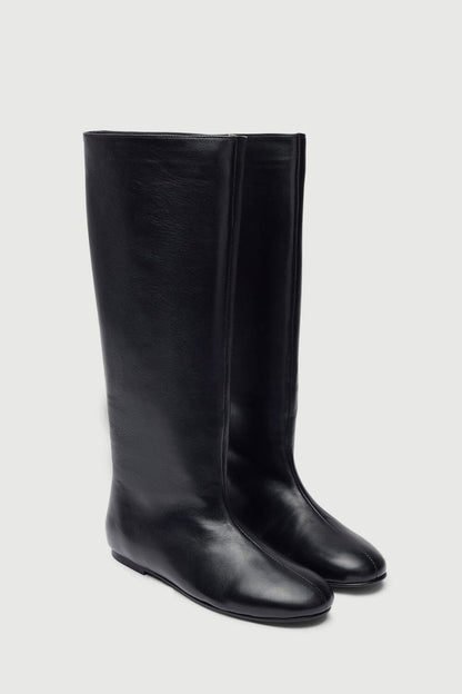 Juno Boots in Black Leather Boots AUGUSTA 