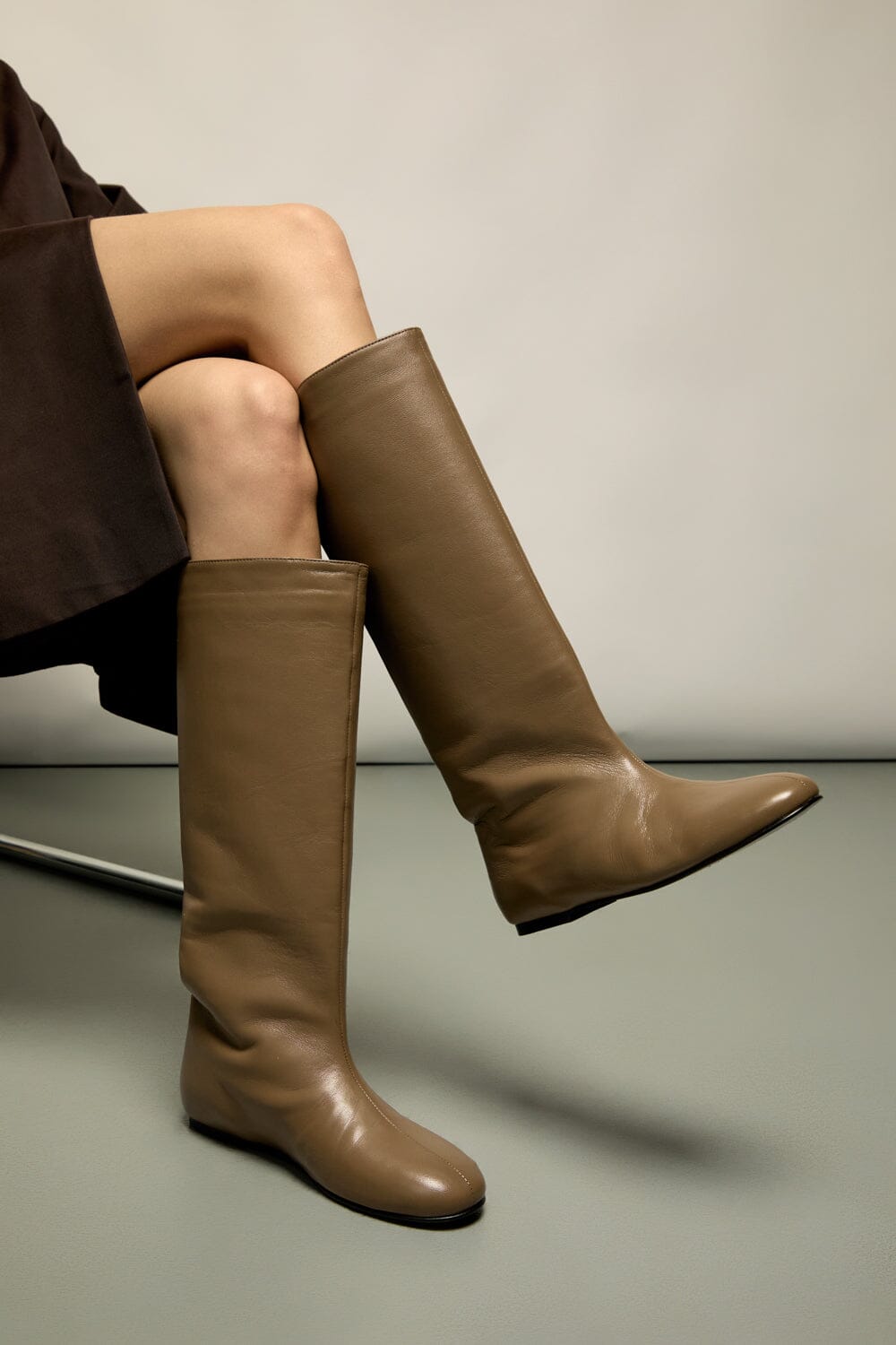 Juno Boots in Taupe Leather Boots AUGUSTA 