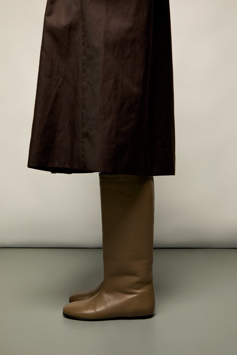 Juno Boots in Taupe Leather Boots AUGUSTA 