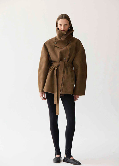 Kimono de pelo ante Miguel Marinero 