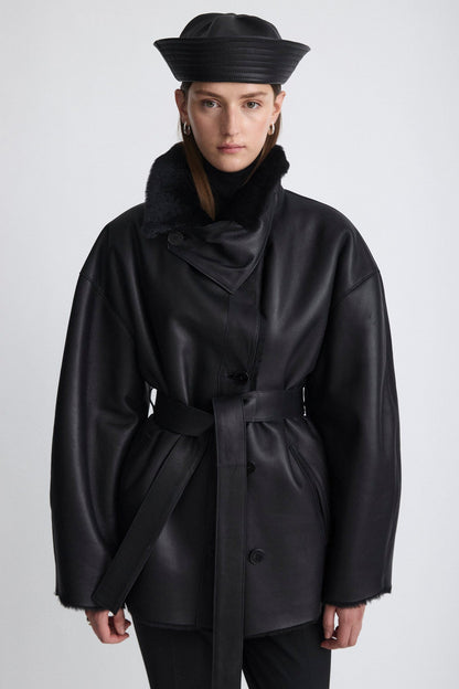 Kimono de pelo napa negro Coats Miguel Marinero 