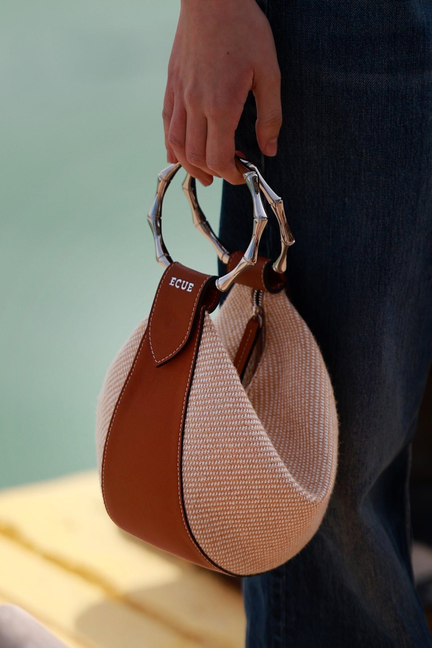 Limosnera Tao Hand bags Ecue 