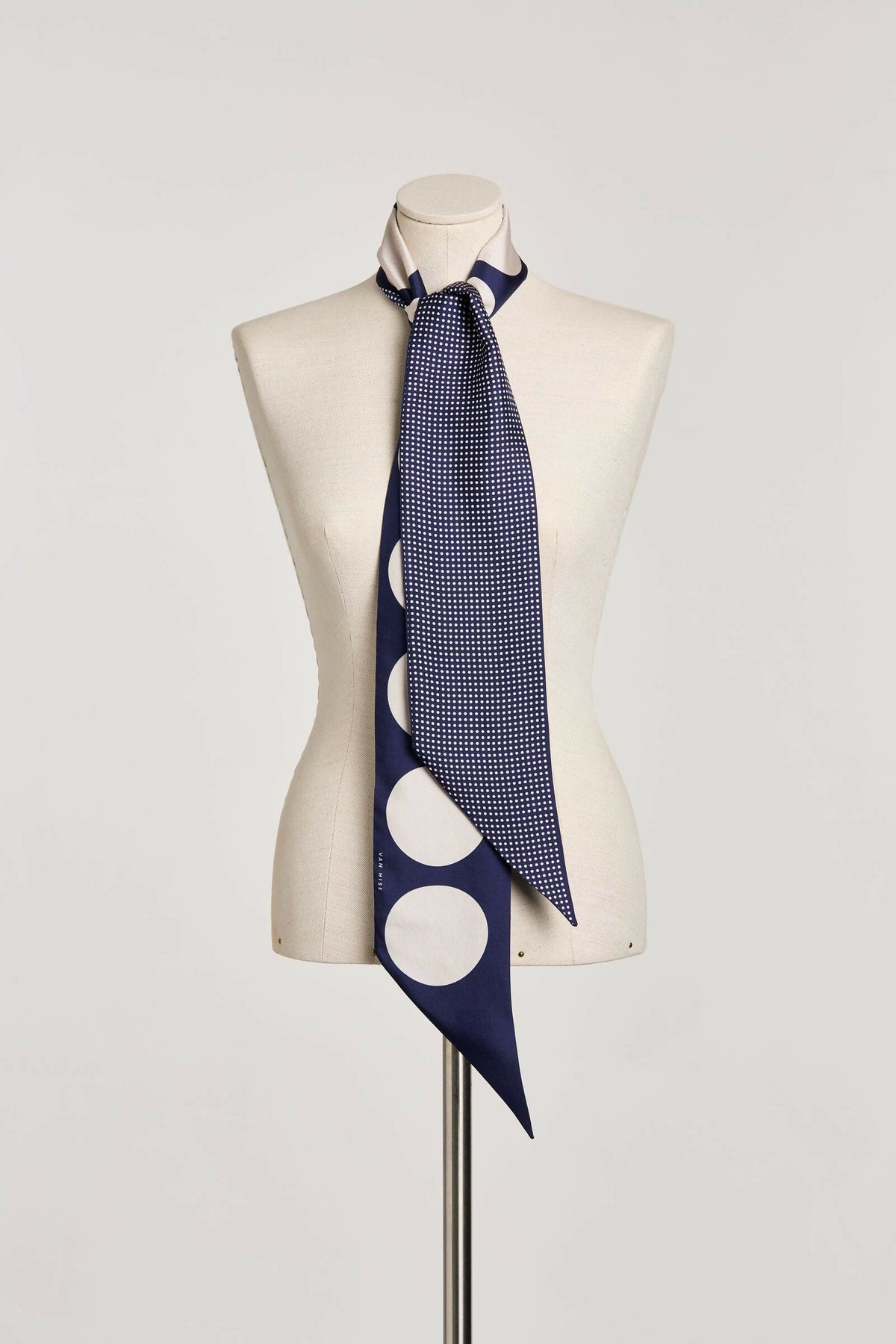 LOLA SCARF MIDNIGHT BLUE Foulards & Scarves Van Hise 