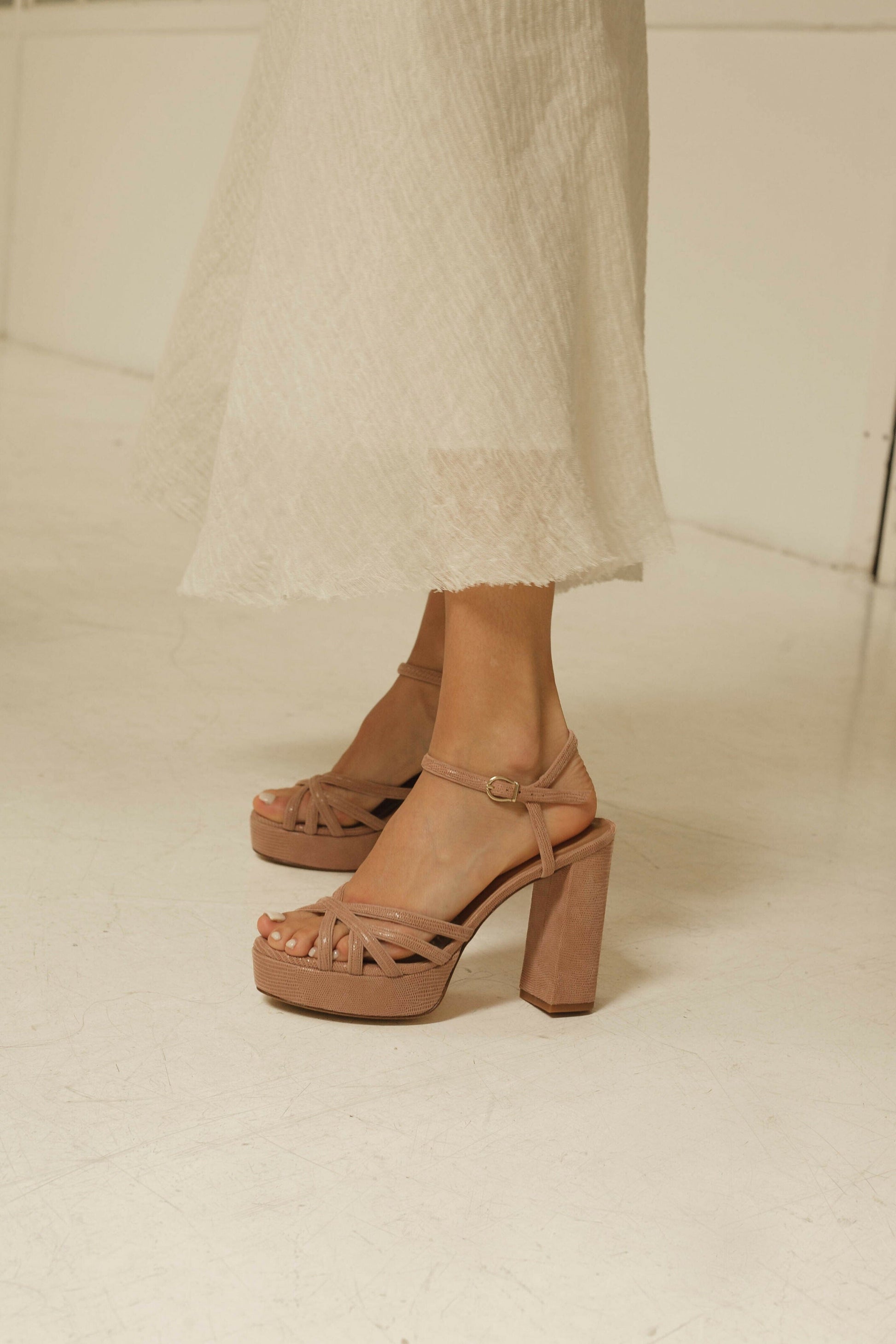 LOU SAND Heels Flordeasoka 