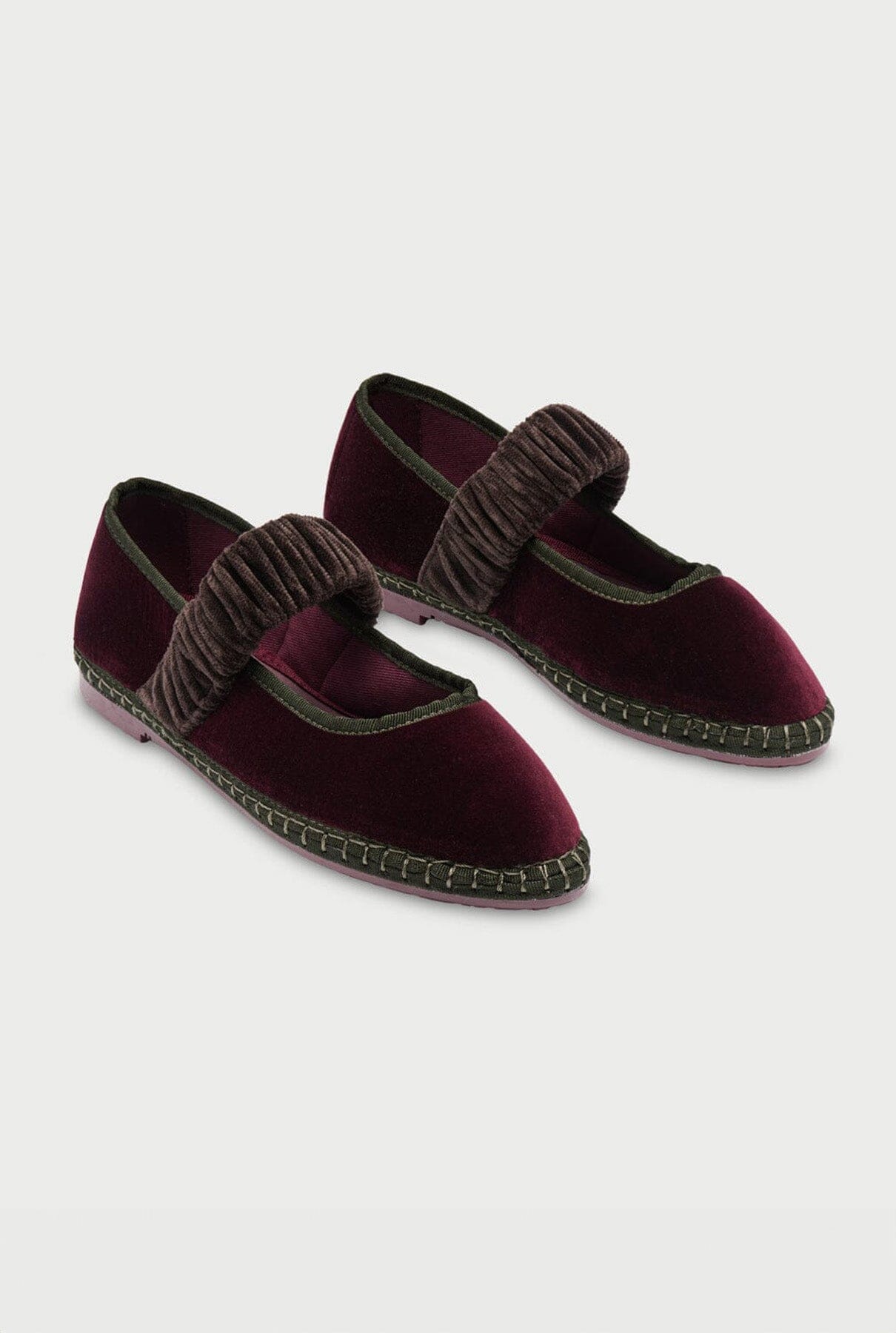 Mafalda Triple Tone Tango Wine Flat shoes Flabelus 