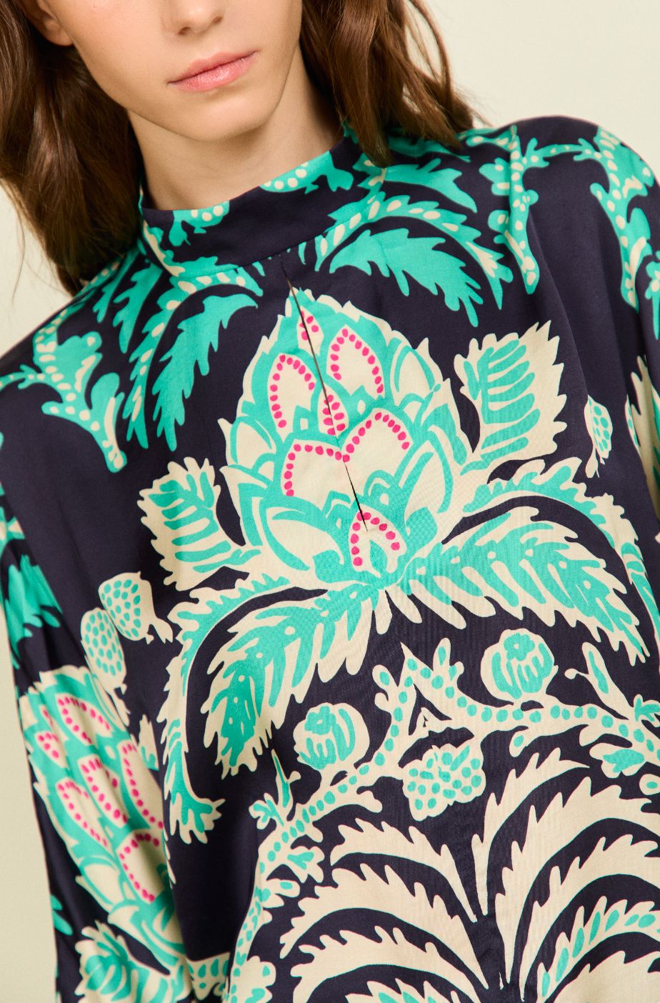 MAGNOLIA CAPE Capes & shawls Philippa 1970 