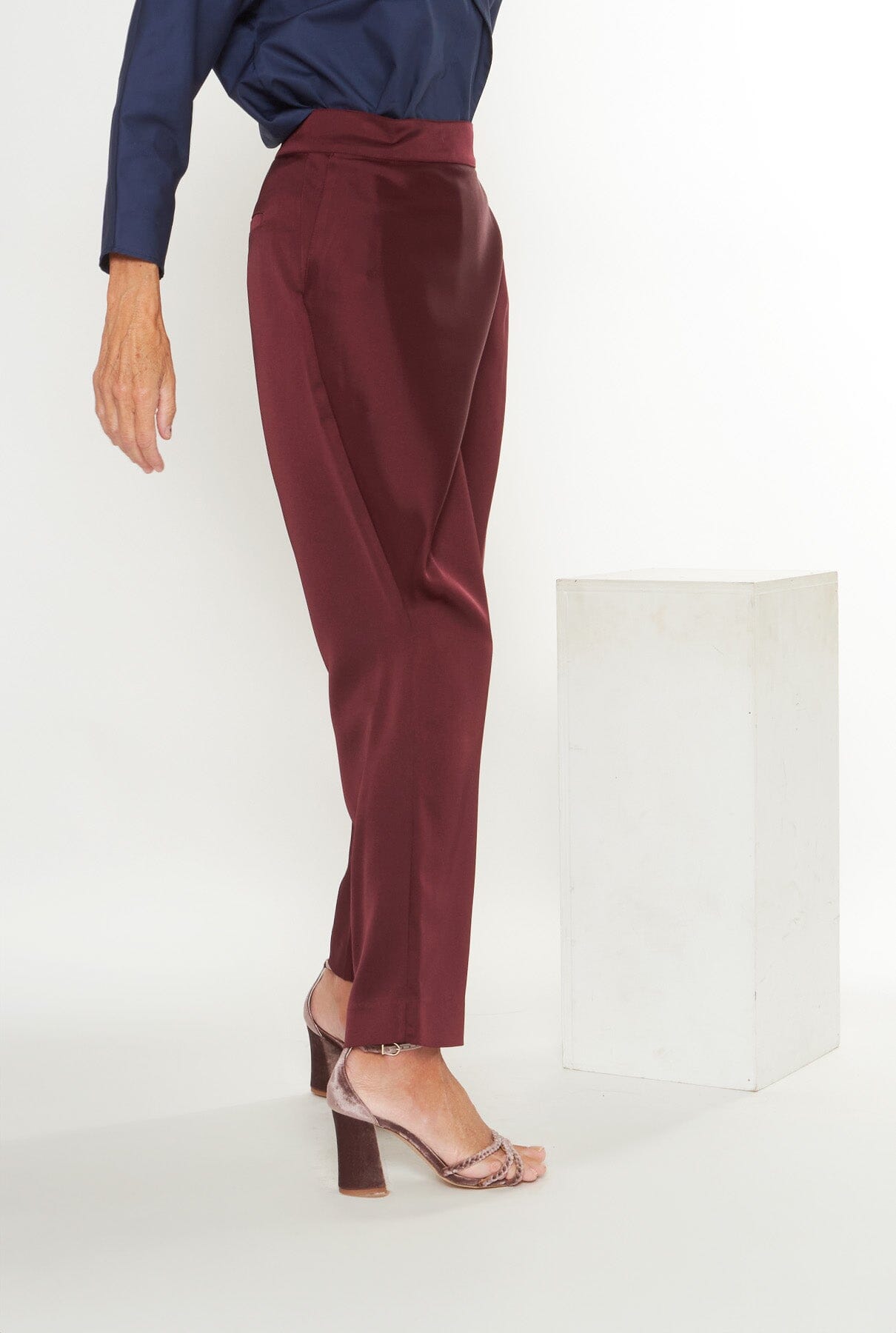 Mantalon for Es Fascinante: Maroon (PRE-SALE) Trousers Mantalon 