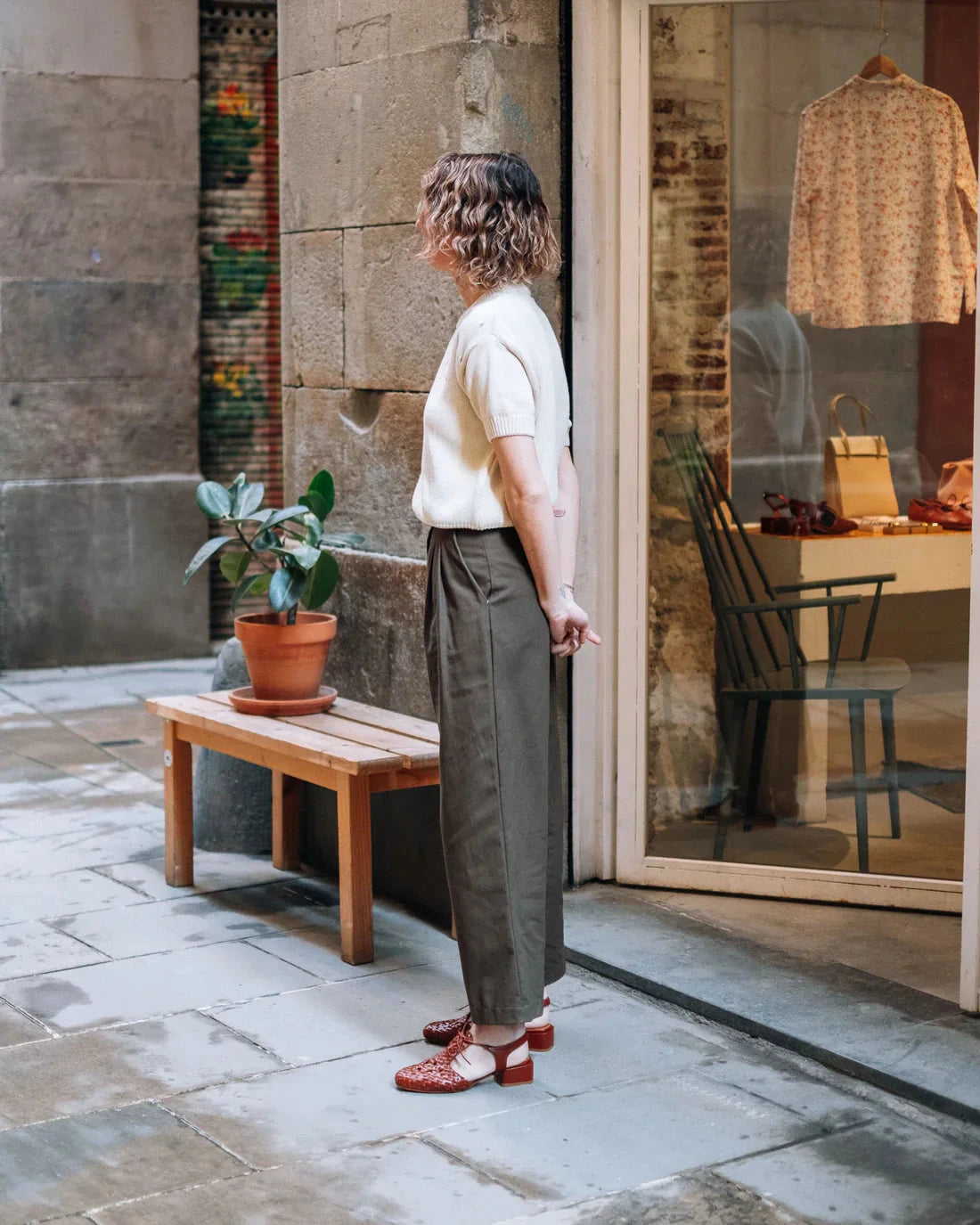 MAYS MARRON Flat sandals Naguisa 
