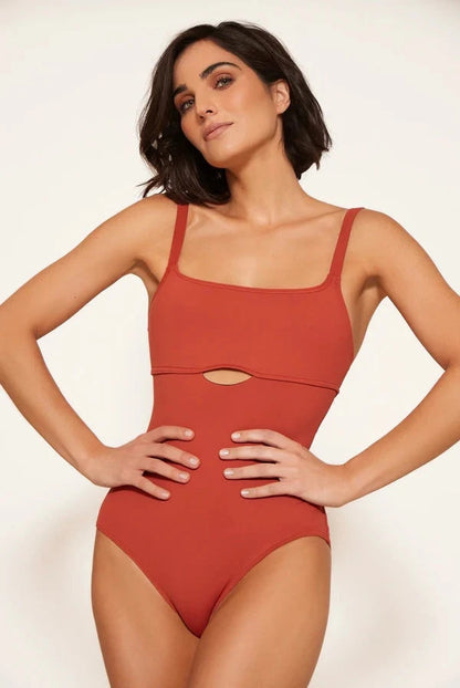 Merlier Maillot Rust Red Swimwear Laura Vecino 