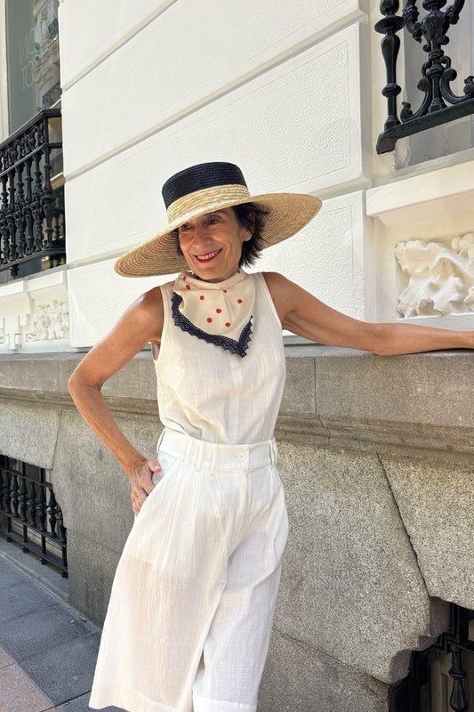 MINI MANTO x ES FASCINANTE Beige / Crema Foulards & Scarves ELEVAA 
