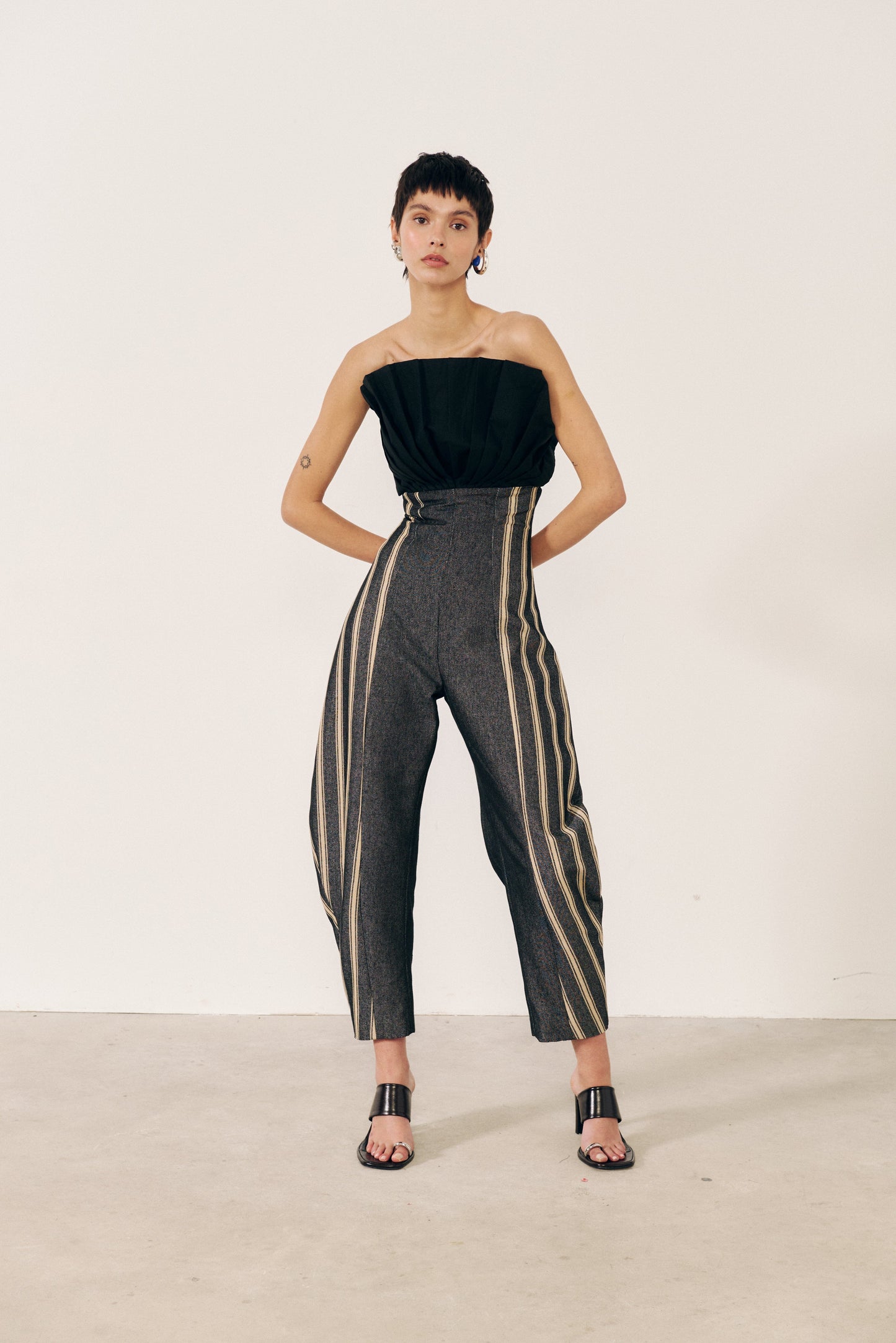 Mono abanico Jumpsuits E.R.A.X. 