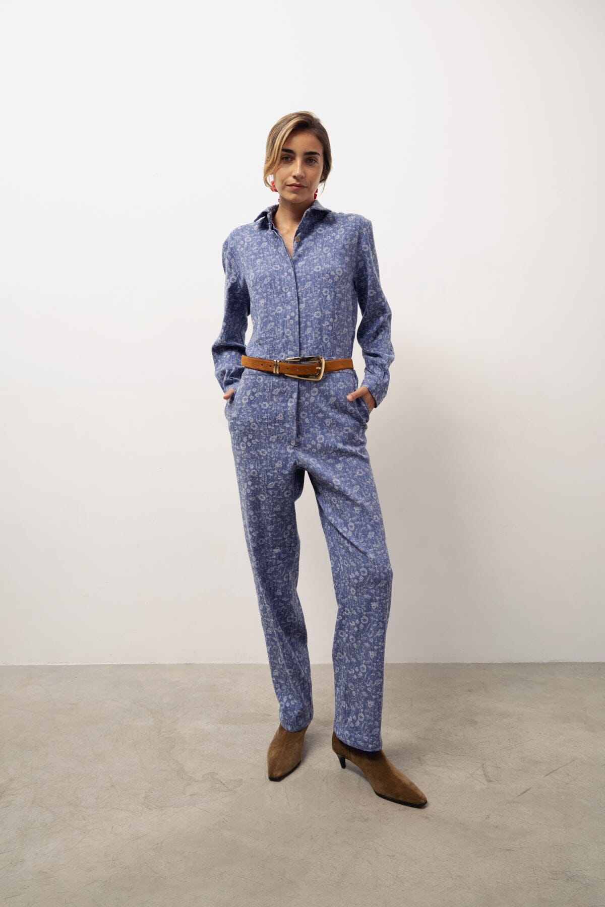 Mono Juana denim flores Monos Julise Magon 