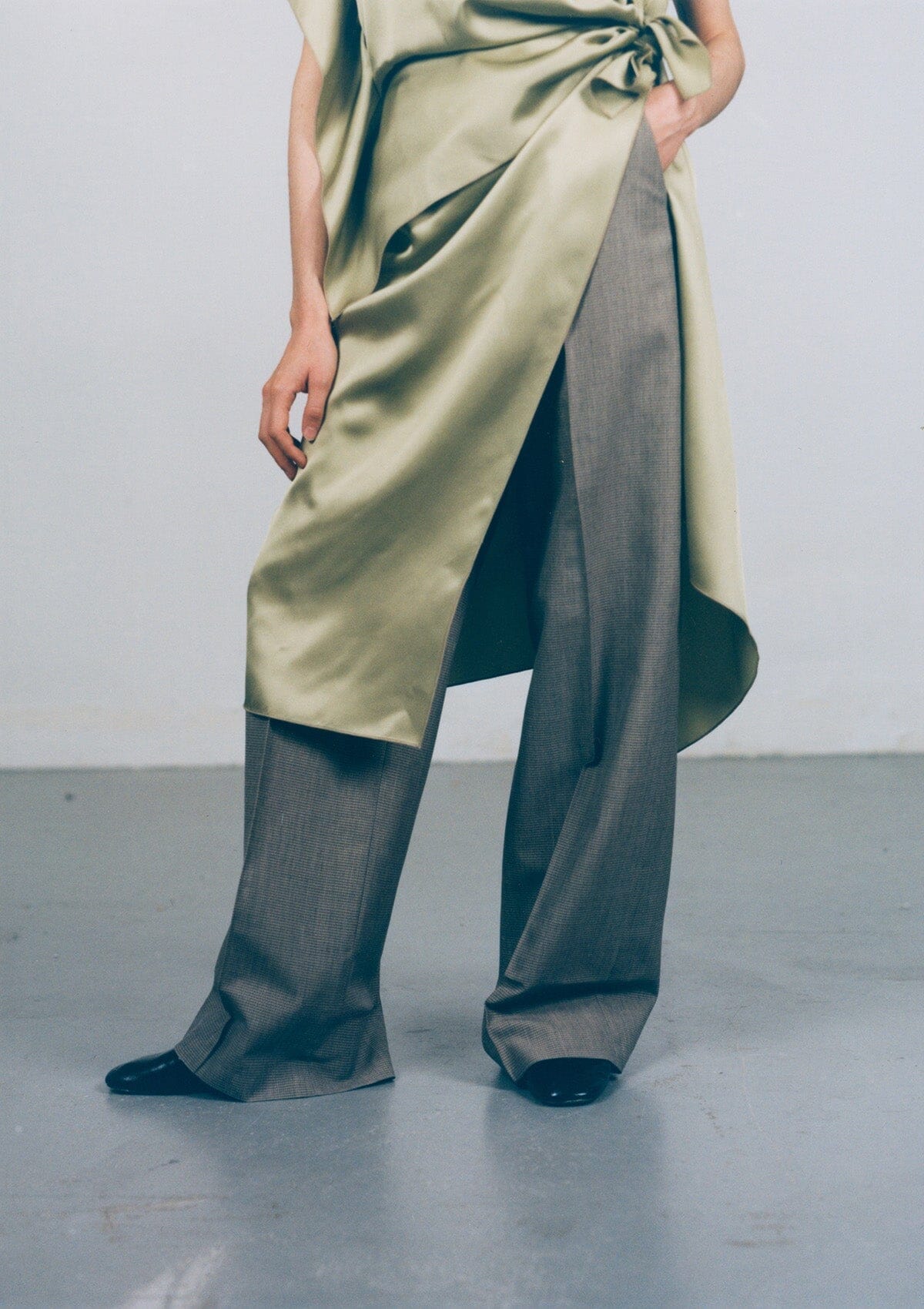 Olive green viscose 'pañoleta' dress Dresses Boscoier 