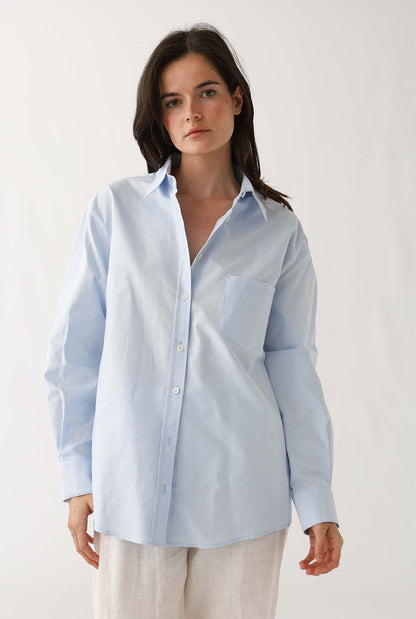 OXFORD SHIRT: LIGHT BLUE Shirts & blouses The Villã Concept 