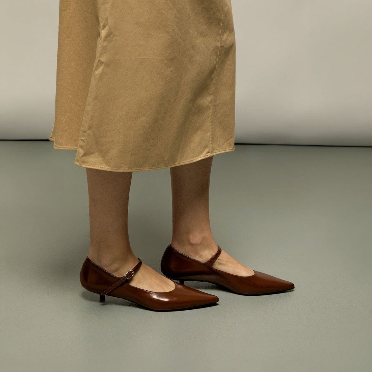 Paloma Mary Janes in Caramel Leather Flat shoes AUGUSTA 