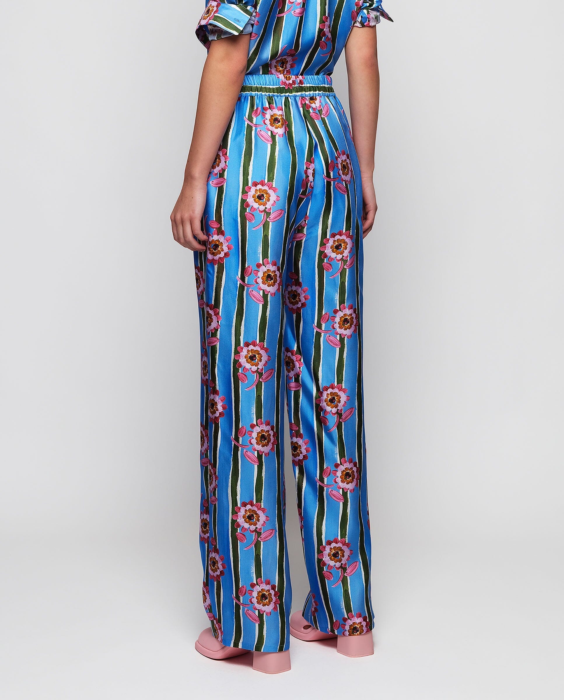 Pantalón azul estampado de seda MUJER / PANTALONES / PANTALONES LARGOS Mirto 