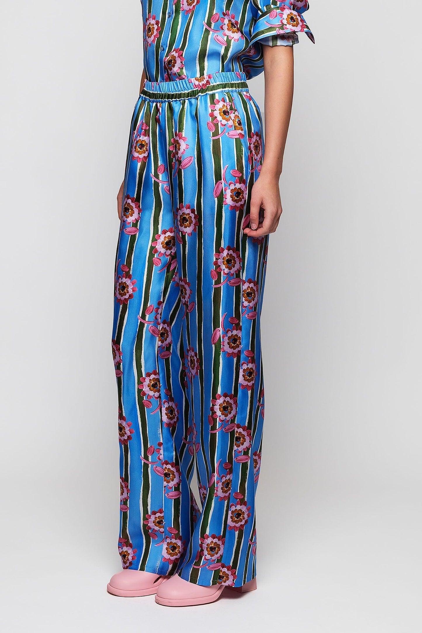 Pantalón azul estampado de seda MUJER / PANTALONES / PANTALONES LARGOS Mirto S / 36 