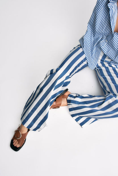 Pantalón Biarritz azul - SI DUDAS RECOMENDAMOS 1 TALLA MAS (VER MEDIDAS) Trousers Wearitbe 