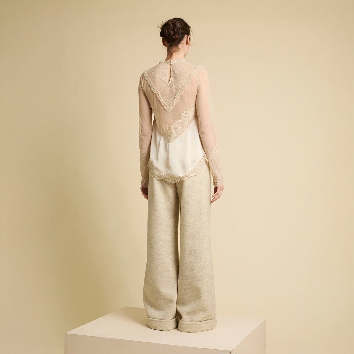 Pantalon Chino crudo Trousers Zaitegui Studio 