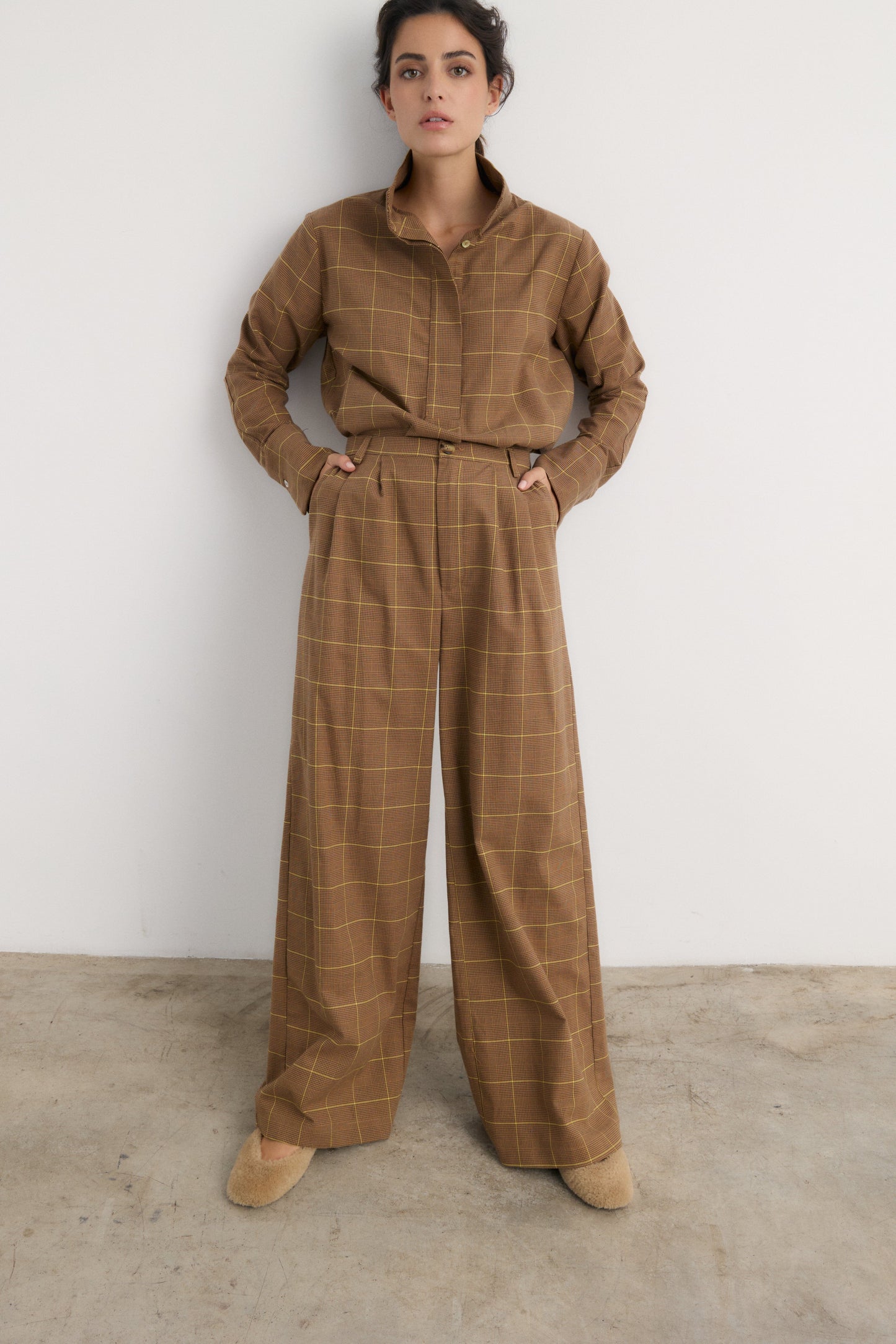 Pantalón Frank cuadro beige Trousers Galcon Studio 