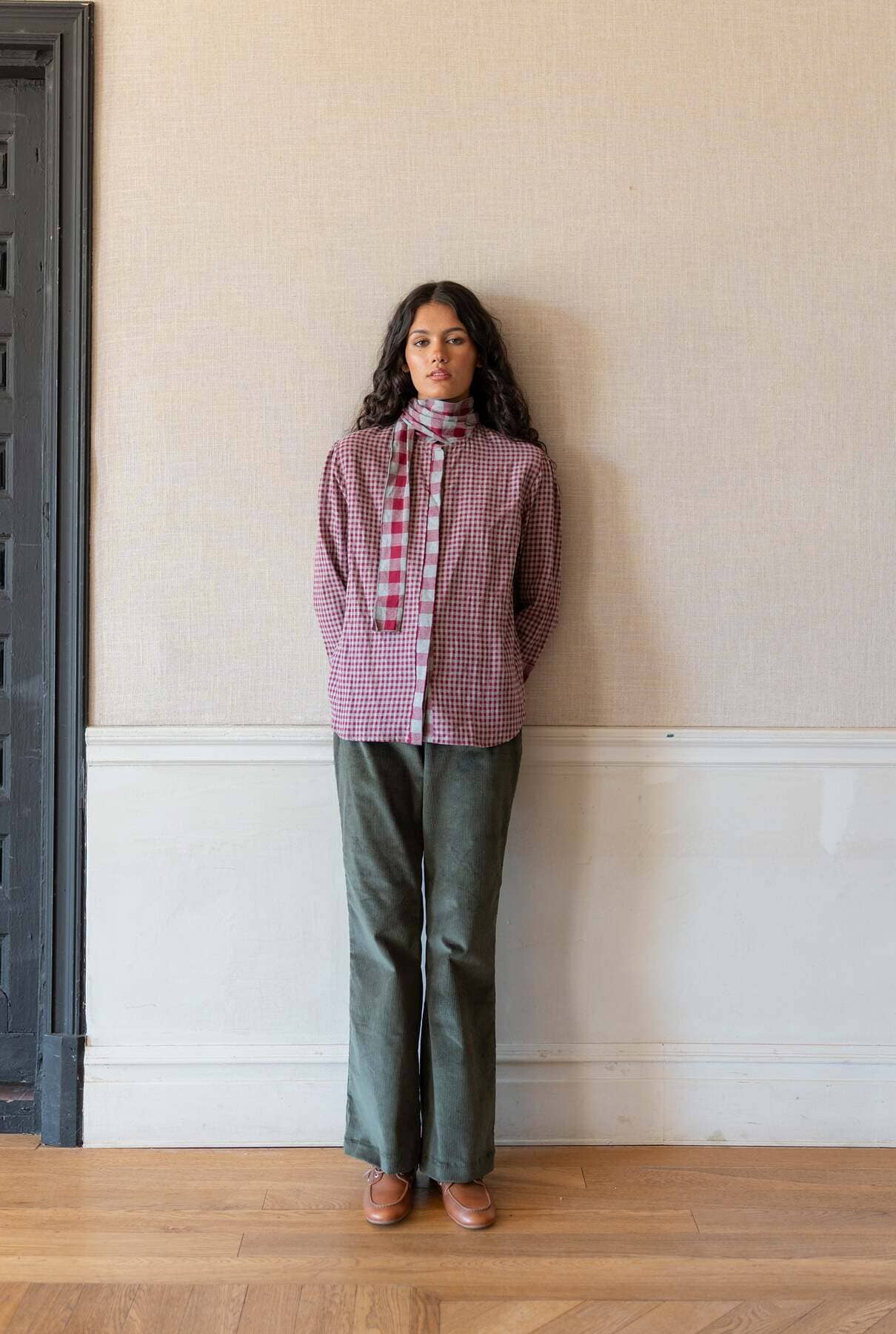 Pantalón pana verde Trousers Vano Studio 