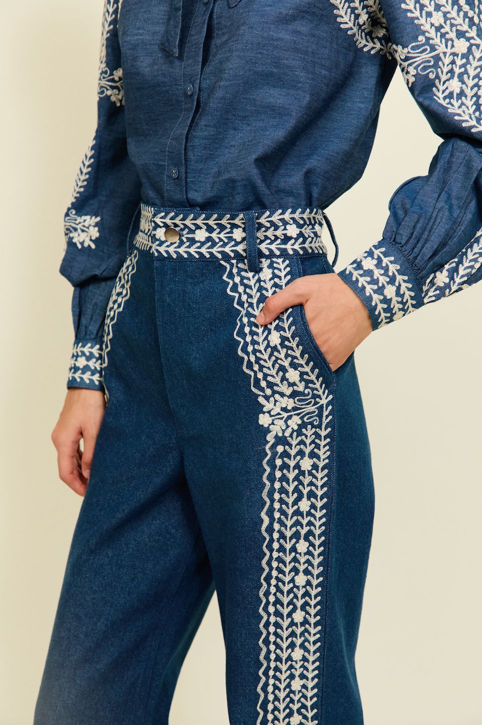 PANTALÓN PEYTON Pantalón Philippa 1970 