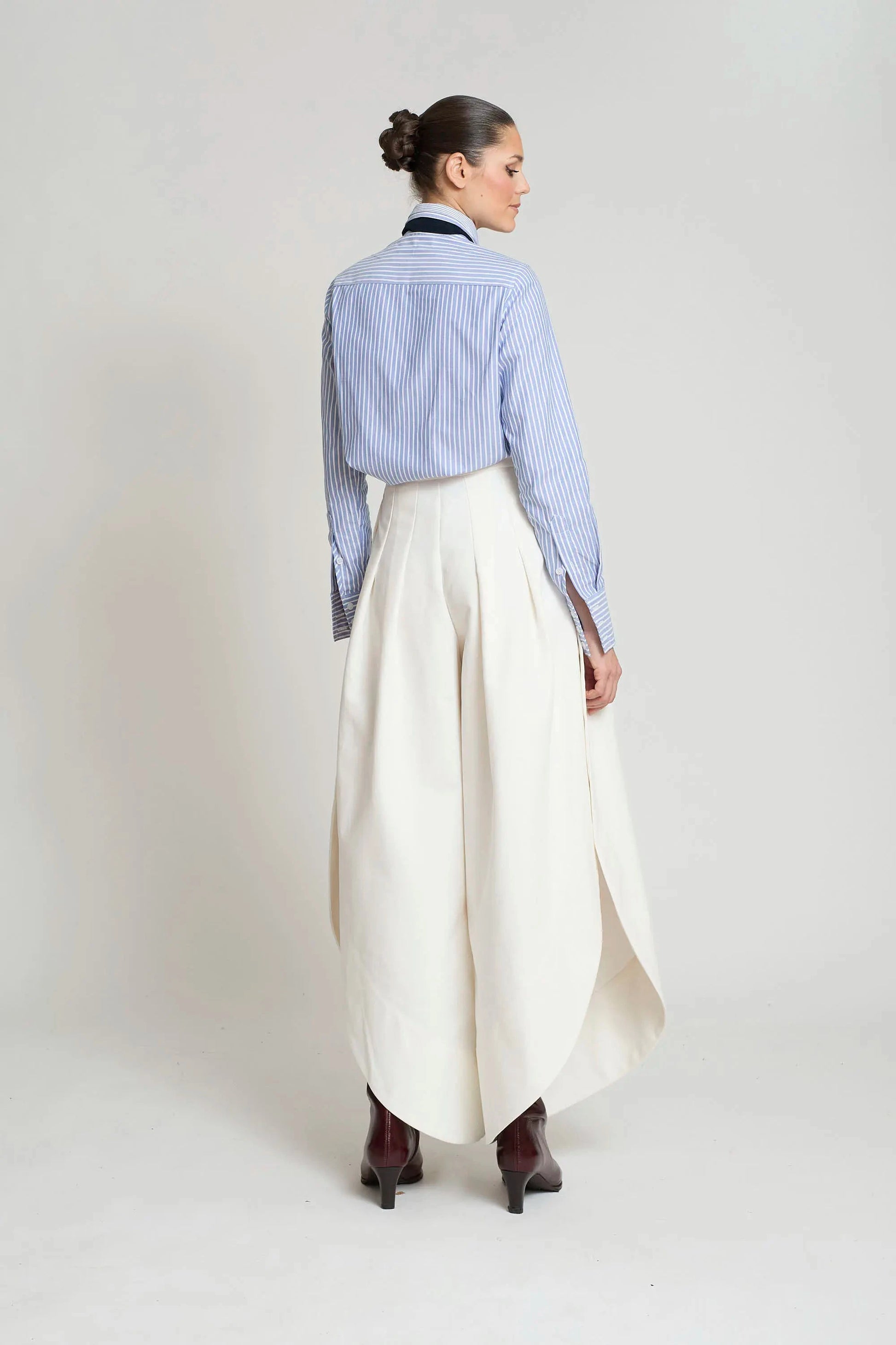 PANTALON TULIPAN BLANCO ROTO Trousers Zaitegui Studio 