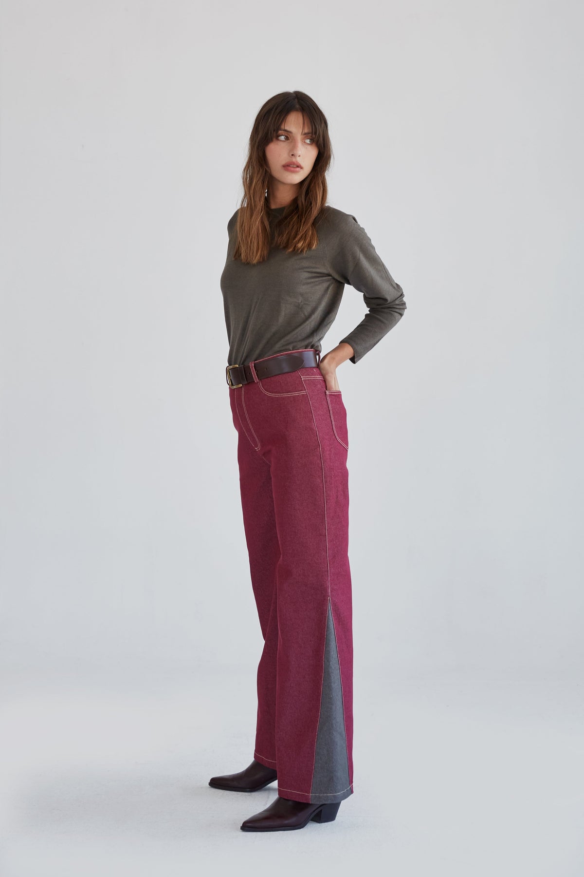 Pantalones vaqueros Alba 2.0 granate · Julise Magon · vista 4
