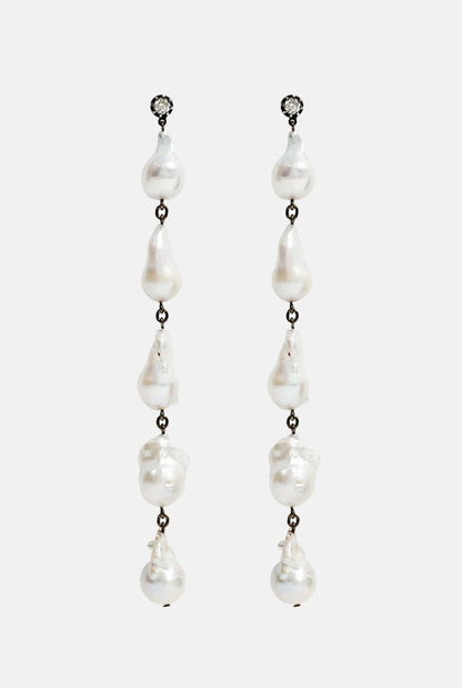Pearls & Midnight long earrings Earrings Leandra Studio 
