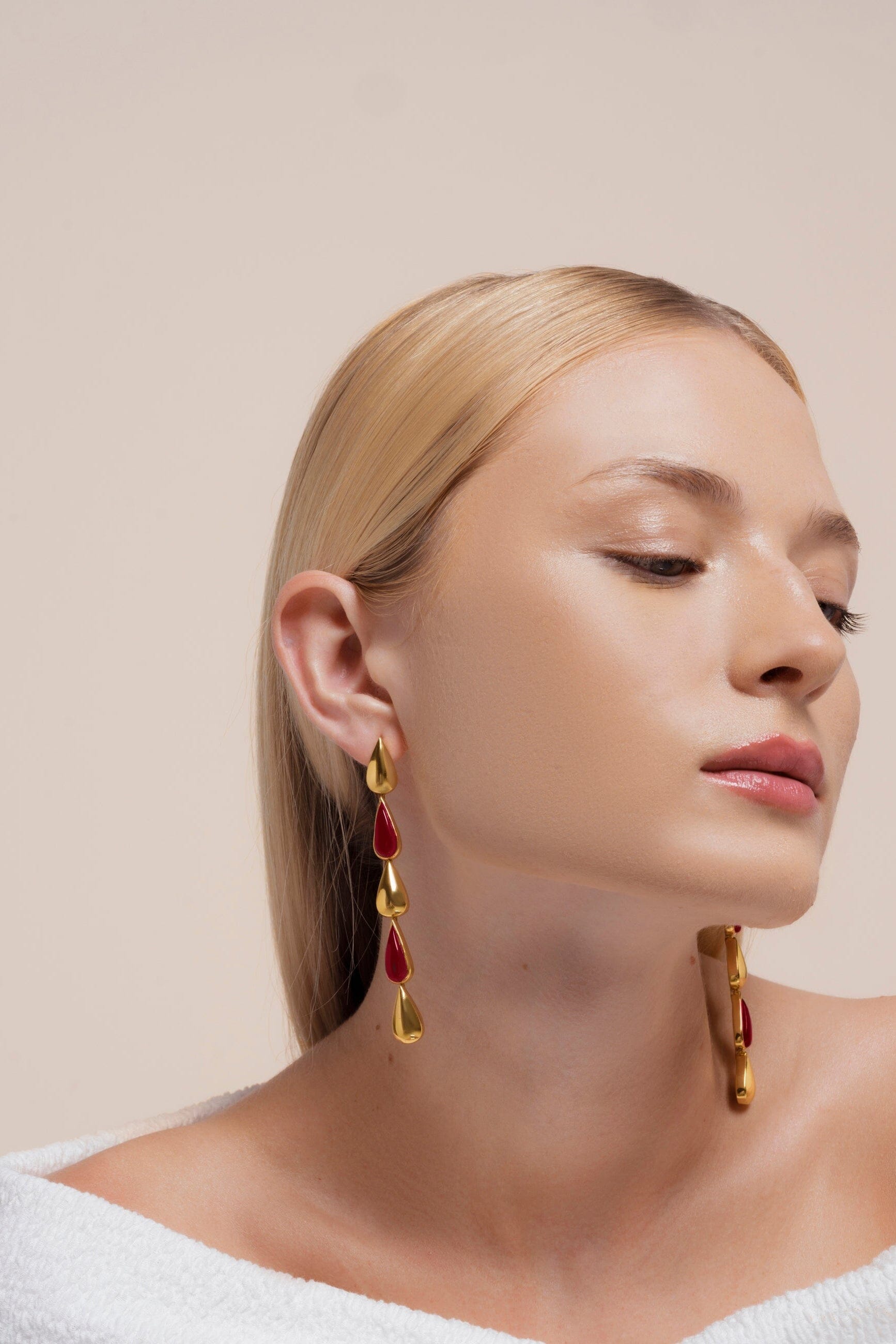 Pendientes Balance Granate Earrings LAVANI 