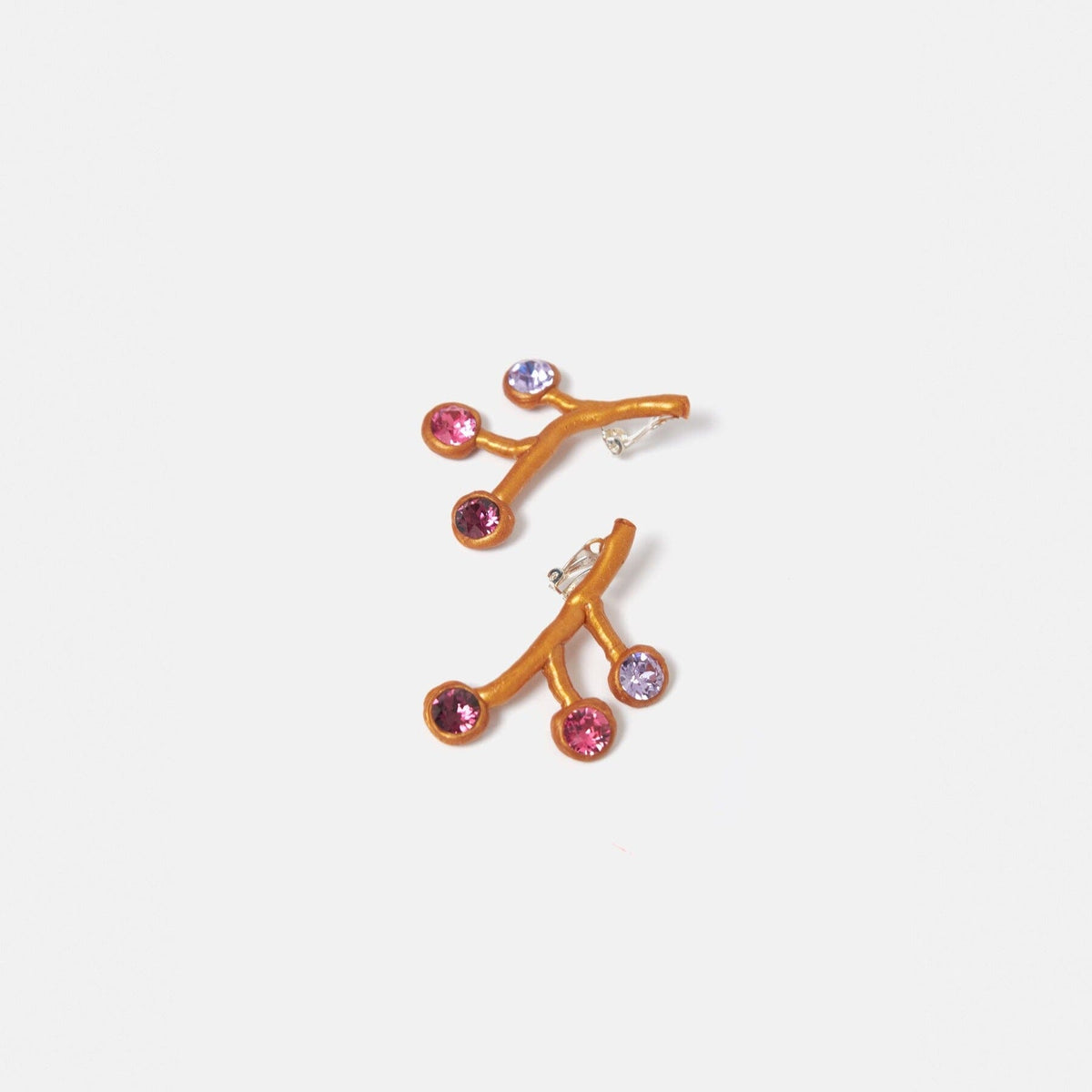 Pendientes Laura Tricolor morado Earrings Joaquin Blanco 
