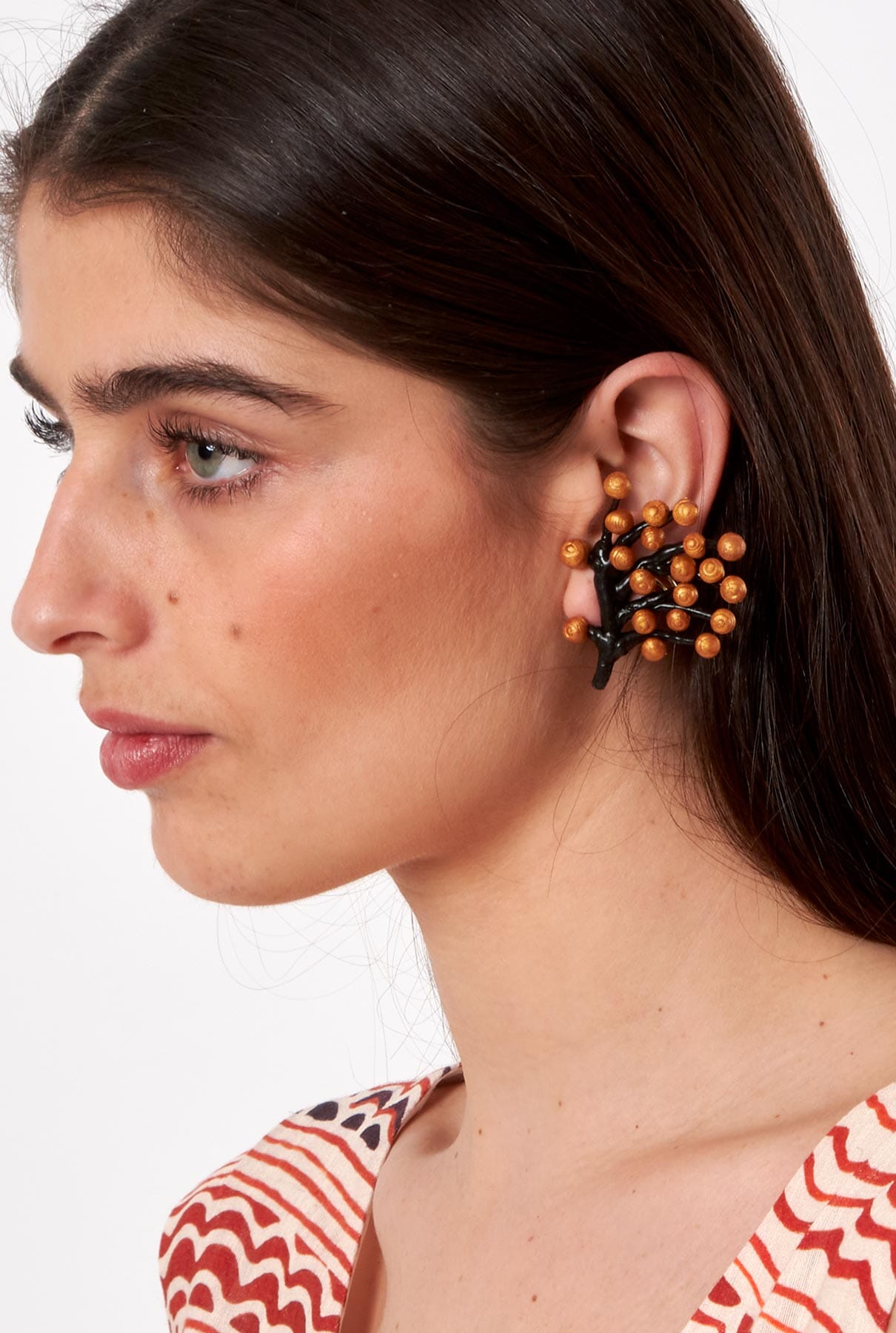 Pendientes Lenika Negro/Oro Earrings Joaquin Blanco 