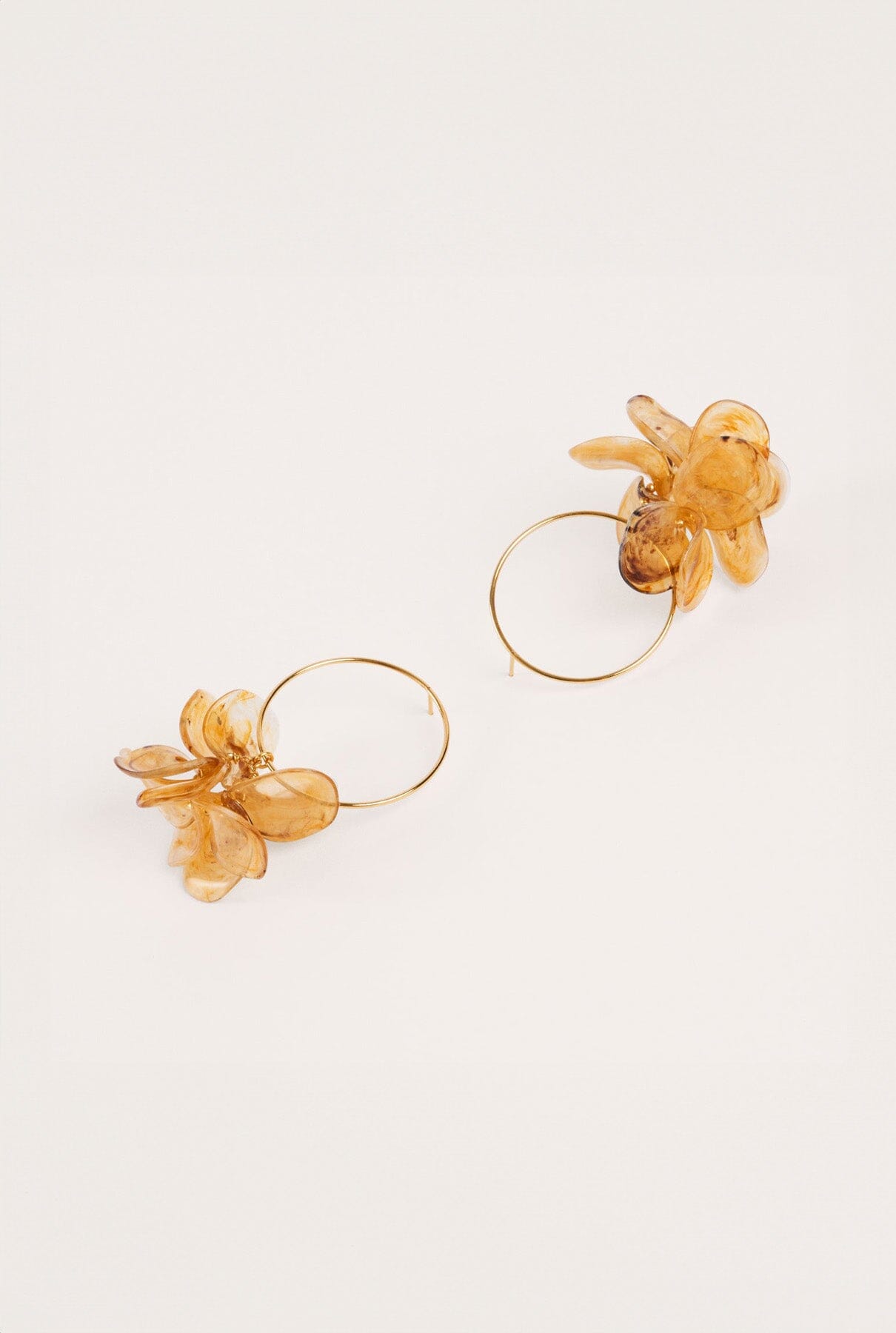 Petalos Aro Frontal Carey Marmolado Earrings Malababa 