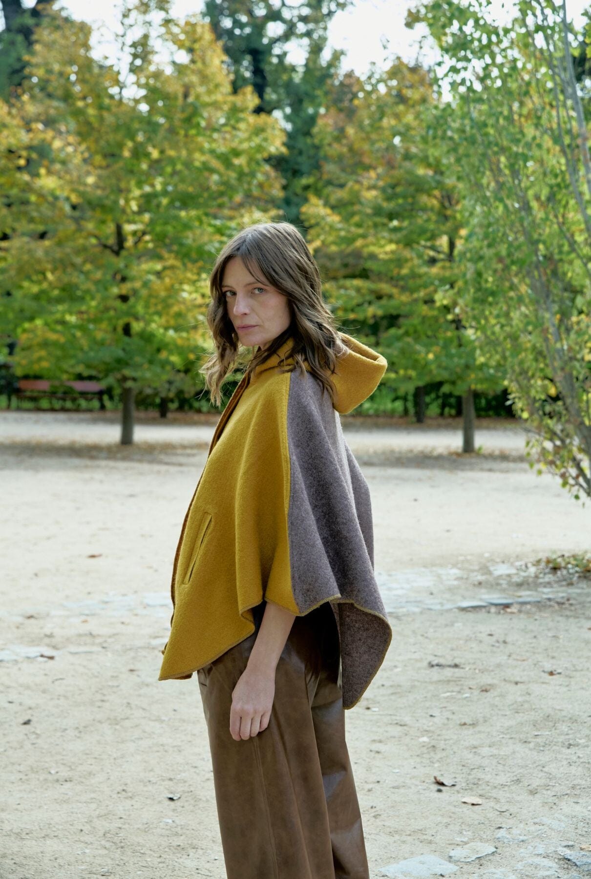 PONCHO MUR MOSTAZA Capes & shawls MUR Swimwear 