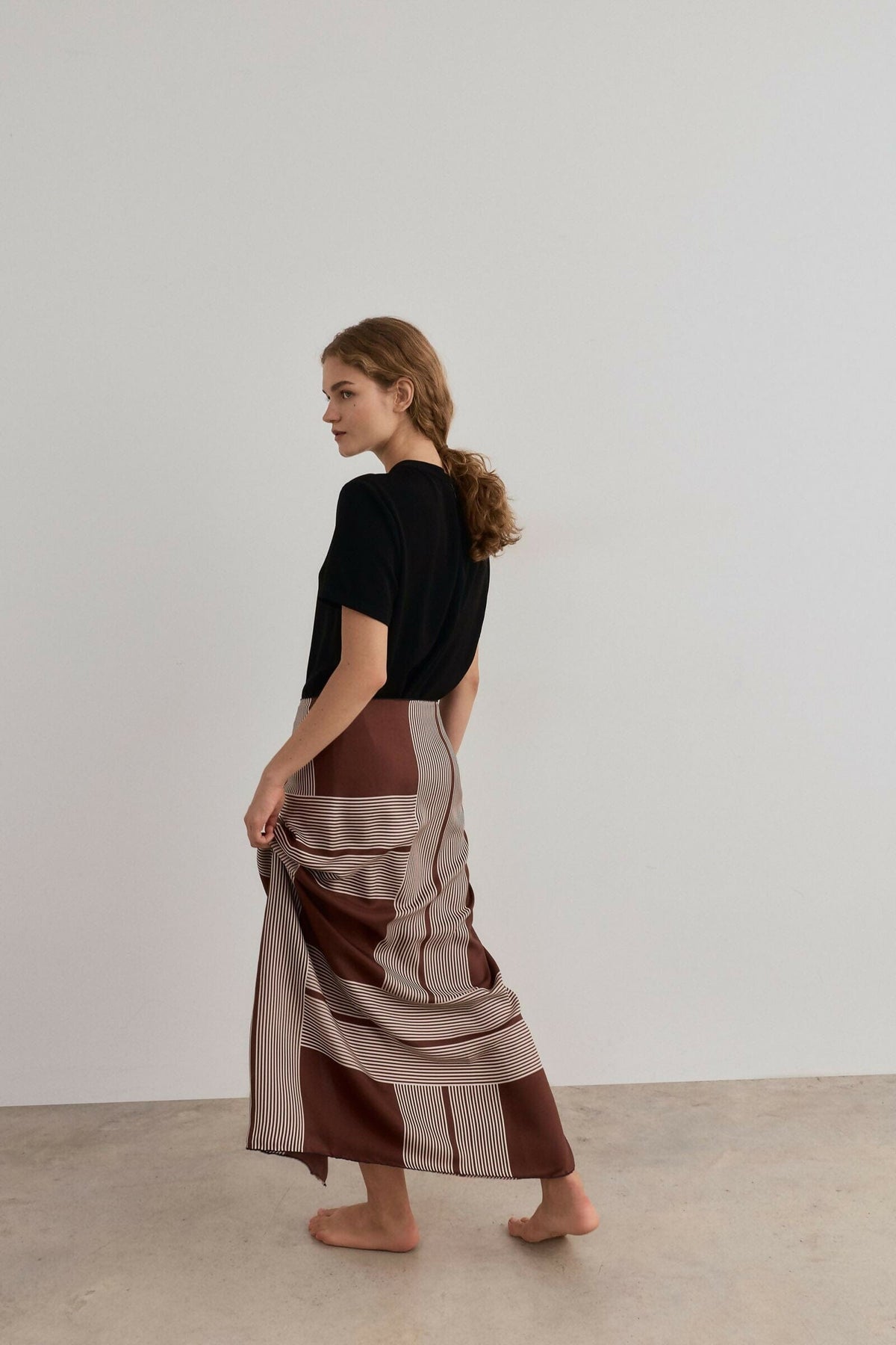 PRE ORDER | WEAVE SCARF 90 CHOCOLATE Foulards & Scarves Van Hise 