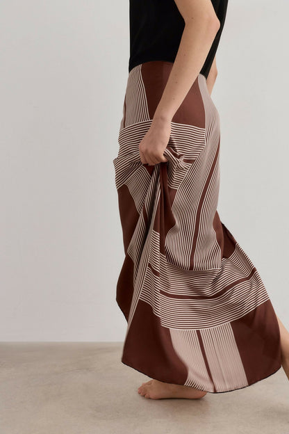PRE ORDER | WEAVE SCARF 90 CHOCOLATE Foulards & Scarves Van Hise 