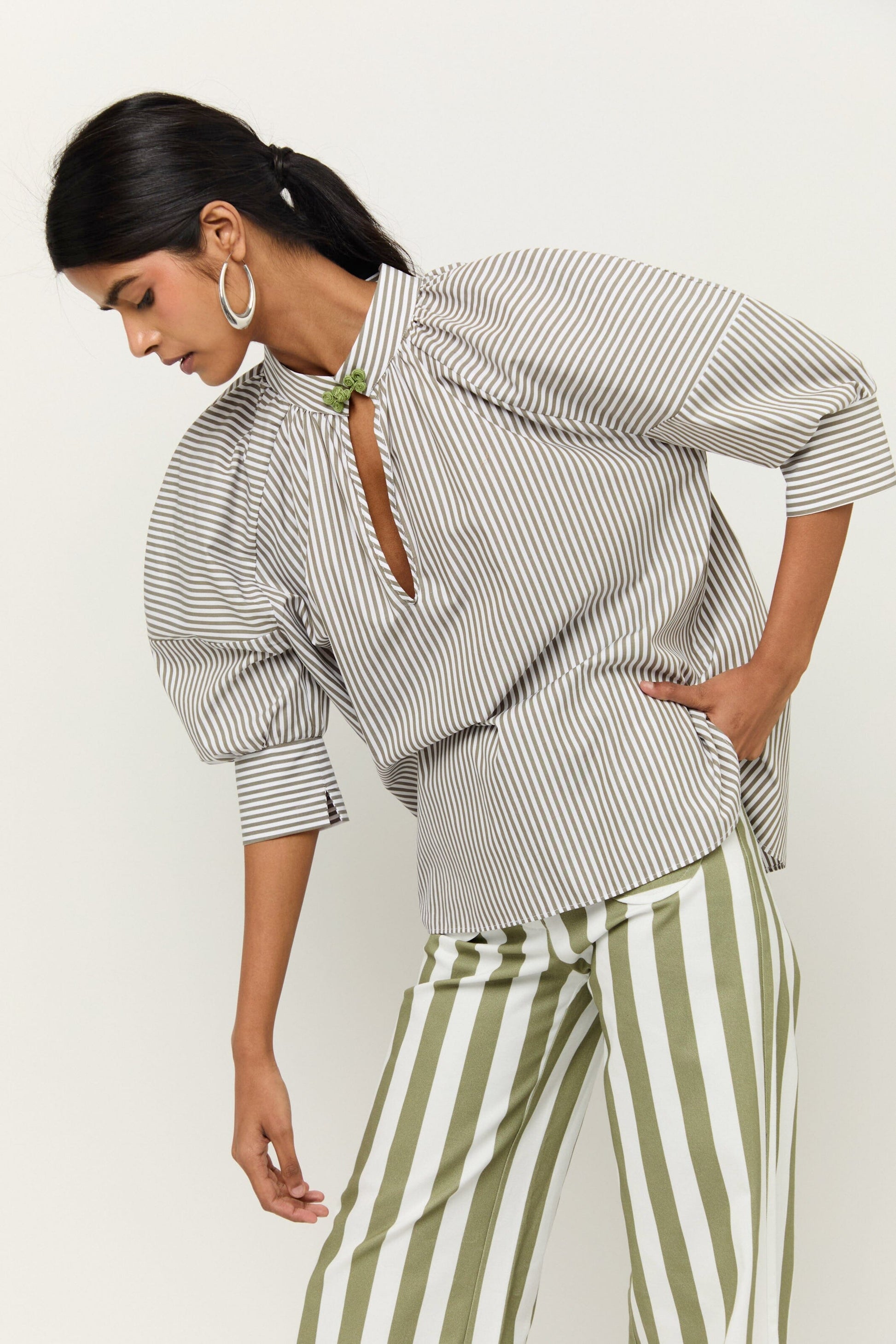 PRE VENTA - CAMISA MARA RAYAS KAKI Shirts & blouses Werit 