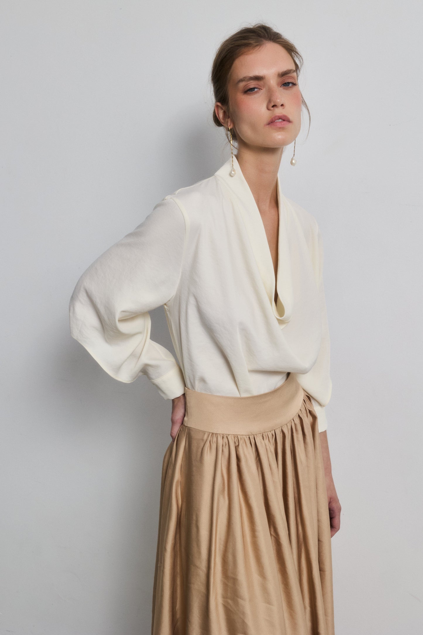 PREORDER Camisa Gwyneth - Se enviará el 23 de abril Shirts & blouses Galcon Studio 