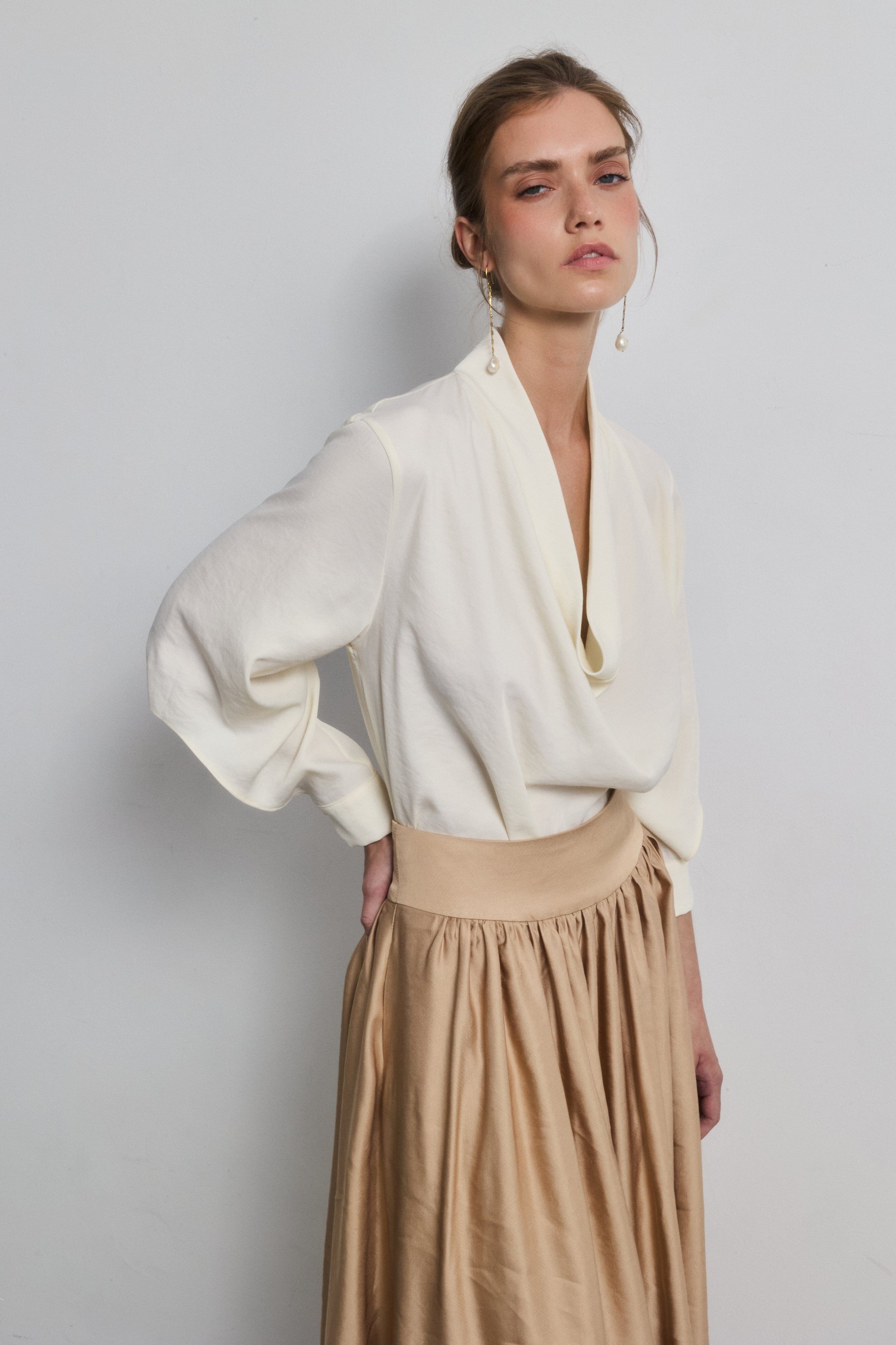 PREORDER Camisa Gwyneth - Se enviará el 23 de abril Shirts & blouses Galcon Studio 