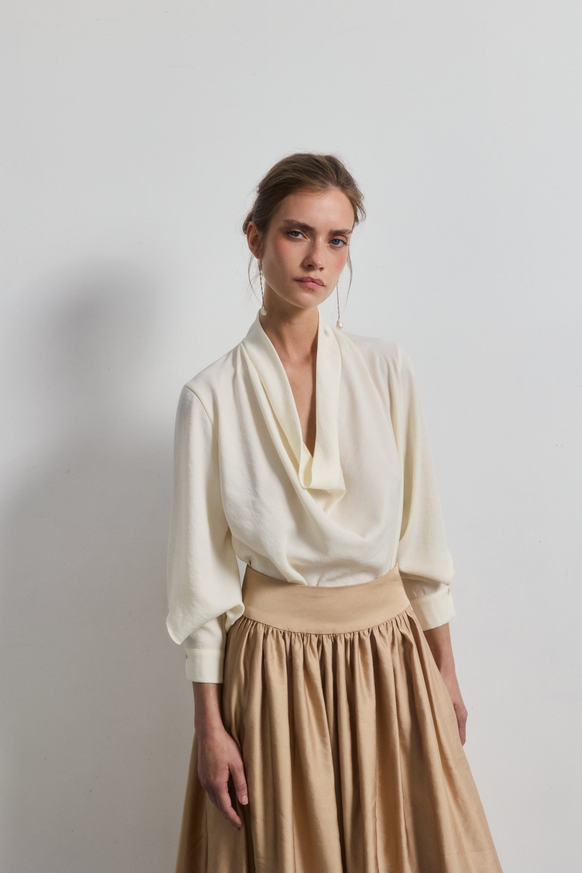 PREORDER Camisa Gwyneth - Se enviará el 23 de abril Shirts & blouses Galcon Studio 