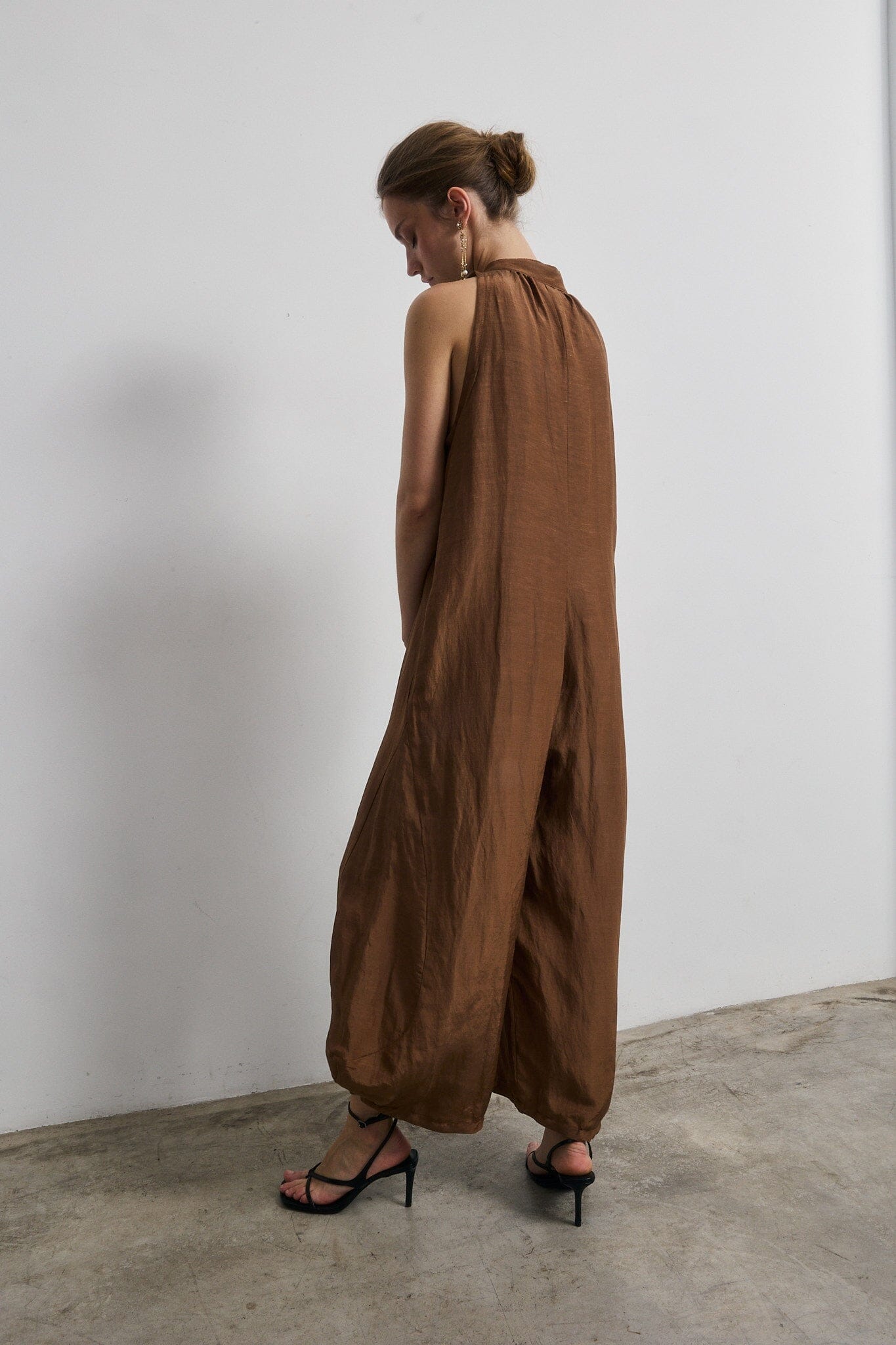PREORDER Mono Carolyne marrón - Se envía el 30 de abril Jumpsuits Galcon Studio 