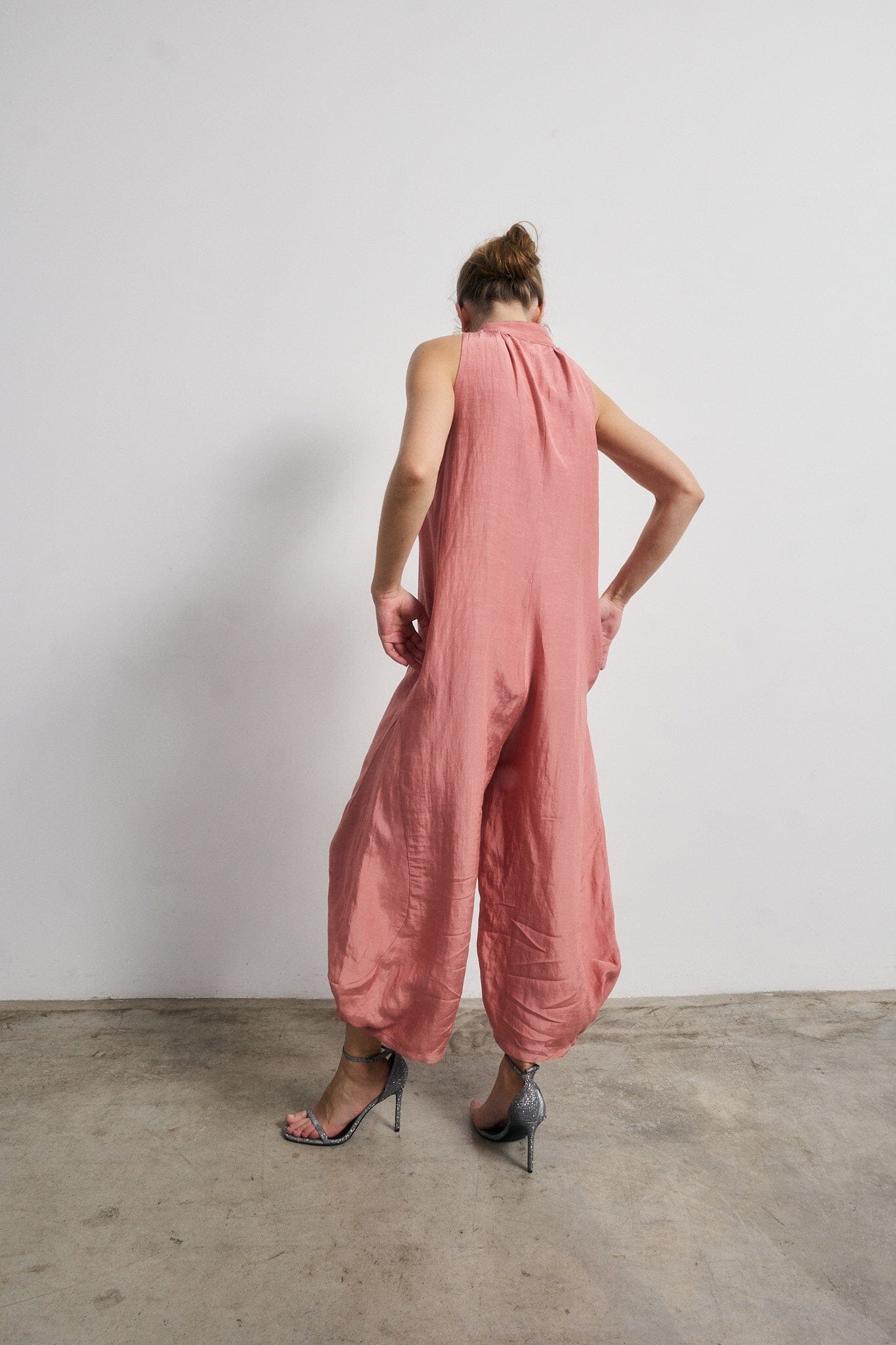 PREORDER Mono Carolyne rosa - Se envía el 30 de abril (Copia) Jumpsuits Galcon Studio 