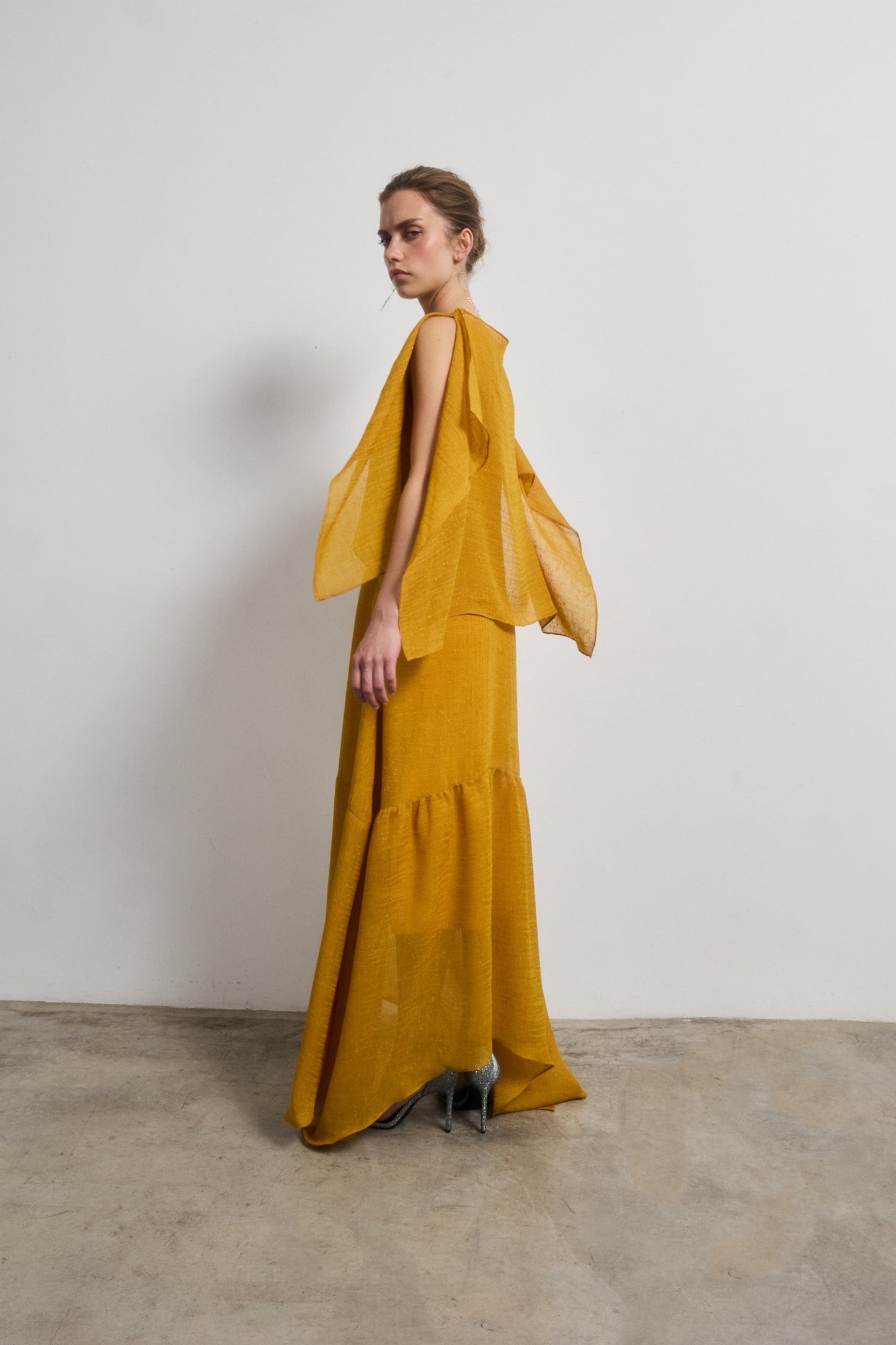 PREORDER Vestido Diana mostaza se enviará el 28 de abril Dresses Galcon Studio 