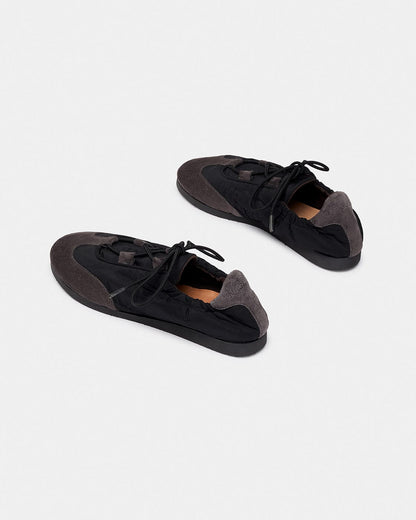 RALUCA NEGRO Naguisa 