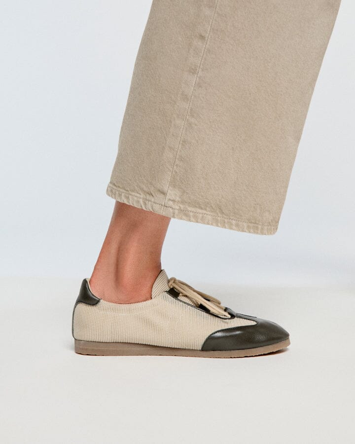 RALUCA OLIVA MALLA Wedges Naguisa 