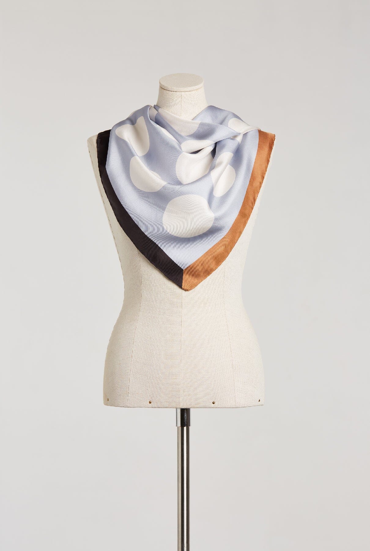 Rita scarf ice blue Foulards & Scarves Van Hise 