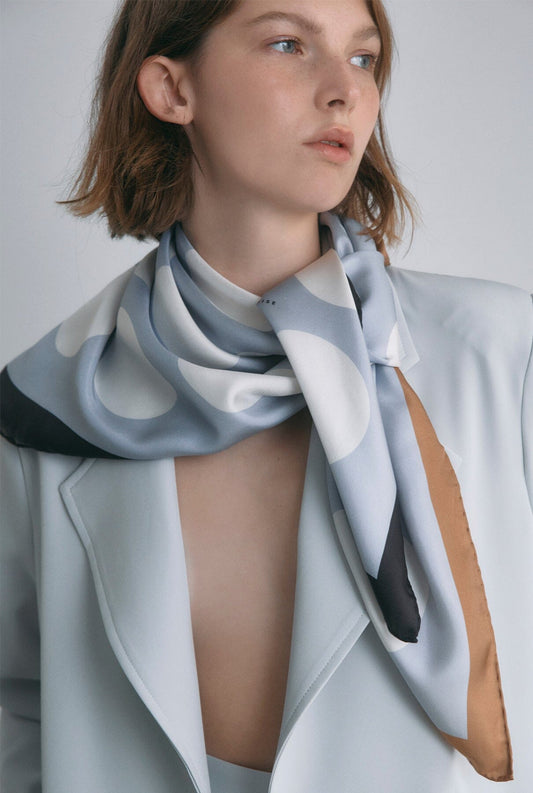 Rita scarf ice blue Foulards & Scarves Van Hise 